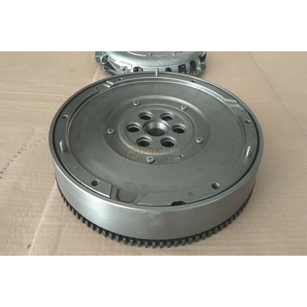 DEBRİYAJ SETİ+VOLAN (BİLYASIZ) 1.5 1.6 TDCI FOCUS 14- C-MAX 15- CONNECT 13-MONDEO 07-14 FOMOCO FM51 6477 DD